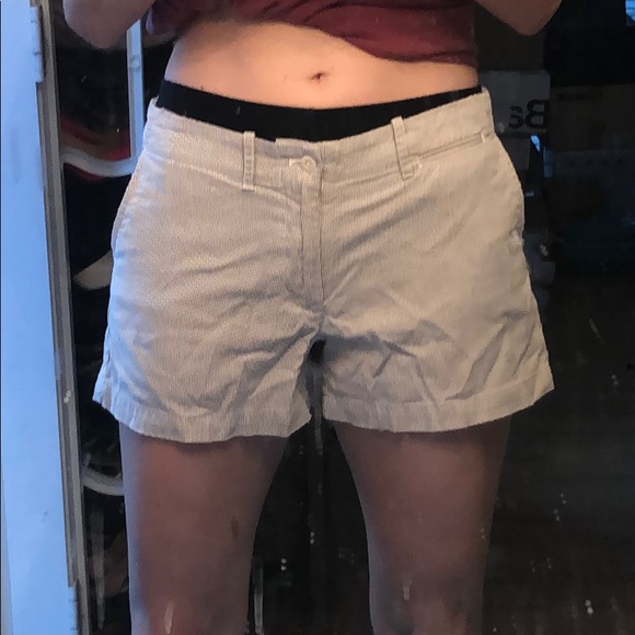 Ralph Lauren sz 6 brown/white 3.25” inseam shorts - Picture 4 of 4